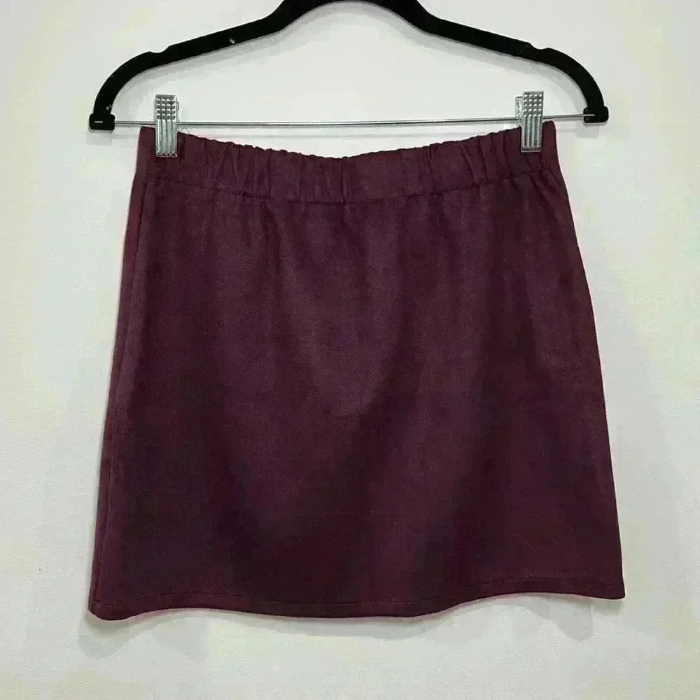Mini skirt - Picture 2 of 2